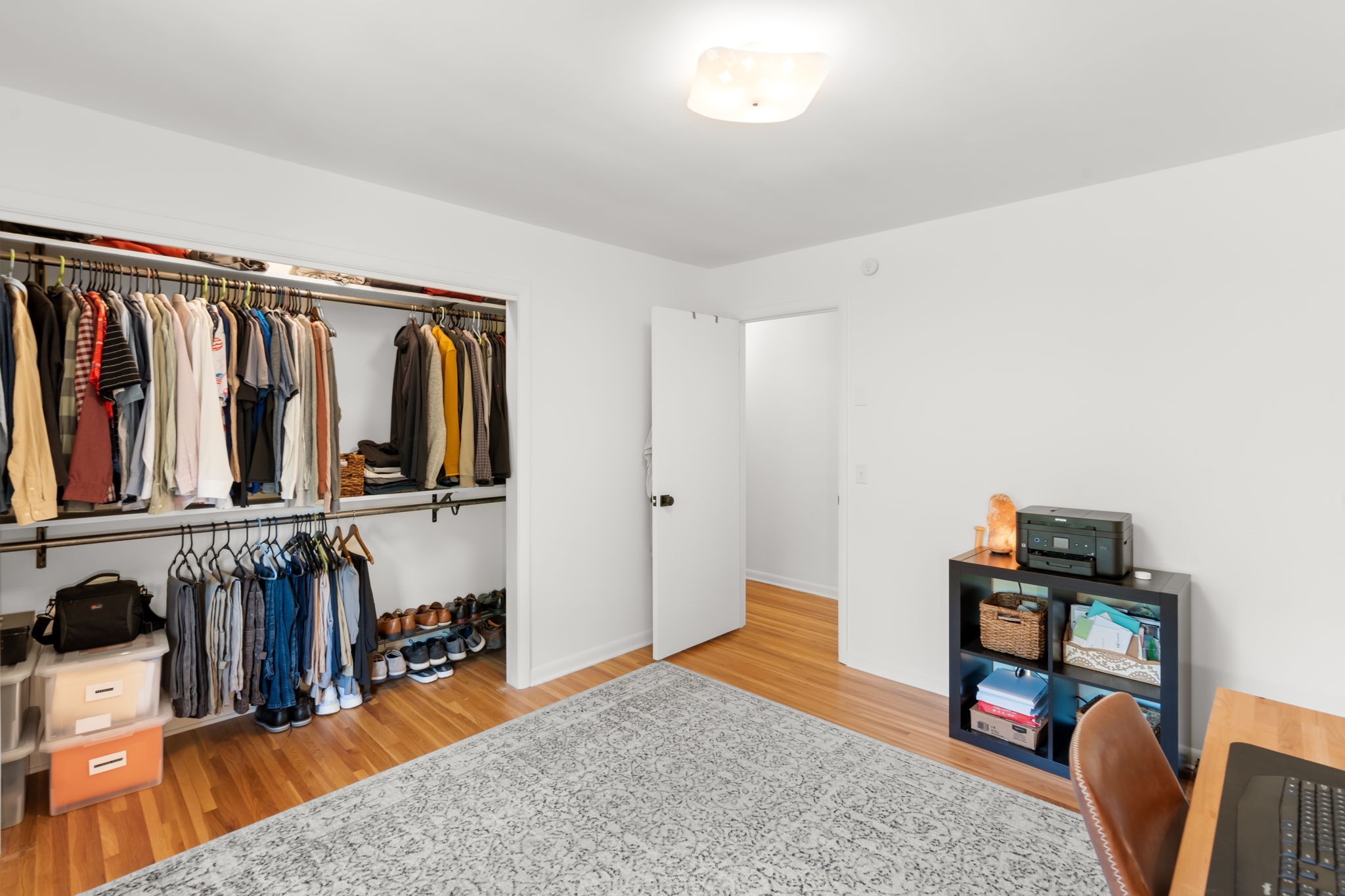 705 Vanoke Drive Madison, TN 37115 - Photo 20 of 40 a living room with furniture and a flat screen tv