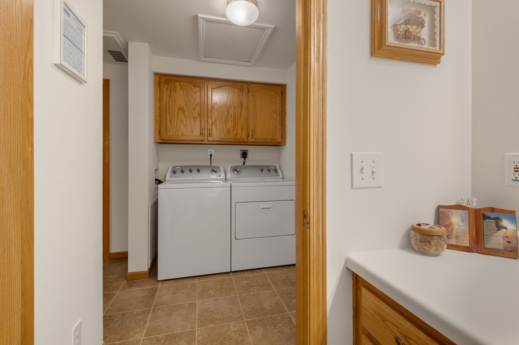 10530 Fieldcrest Road Sister Bay, WI 54234 - Photo 12 of 27 Laundry