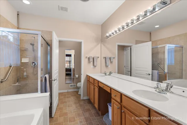 $475,000 | 2595 Venetian Lane, Elgin, IL 60124