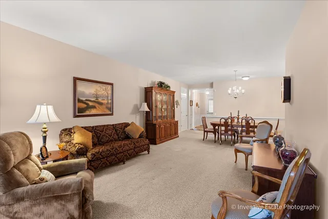 $475,000 | 2595 Venetian Lane, Elgin, IL 60124