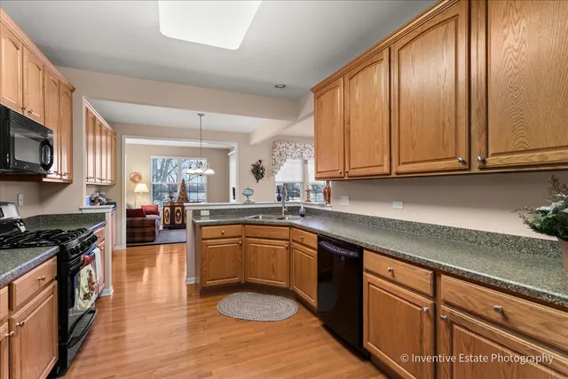 $475,000 | 2595 Venetian Lane, Elgin, IL 60124