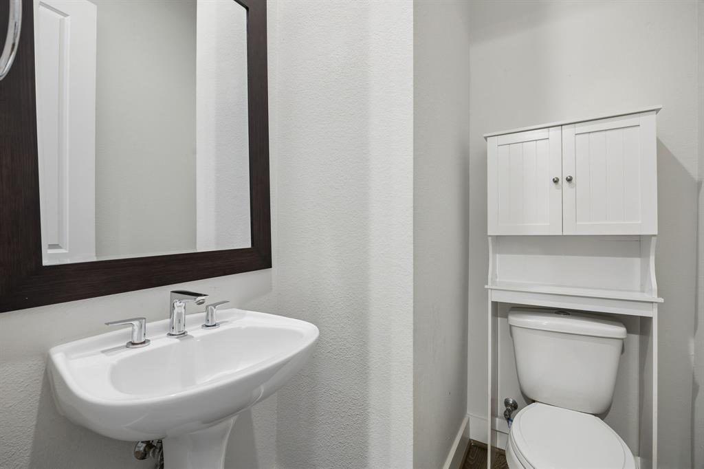 14971 Oak Street Addison, TX 75001 - Photo 17 of 28