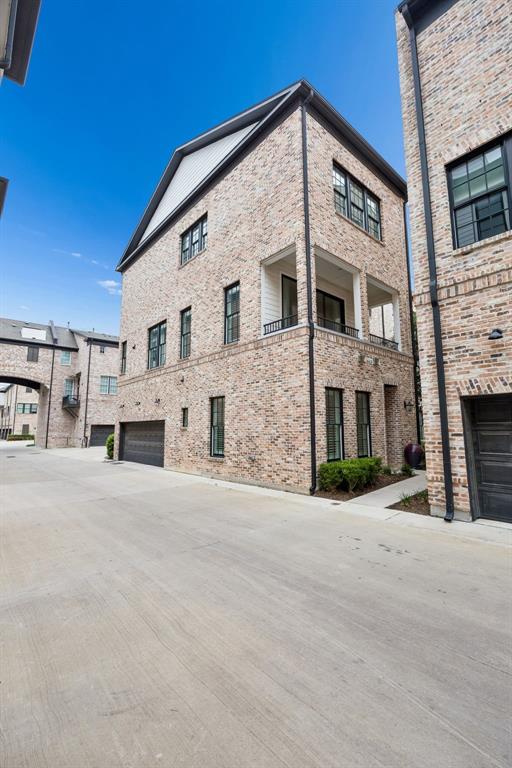 14971 Oak Street Addison, TX 75001 - Photo 3 of 28