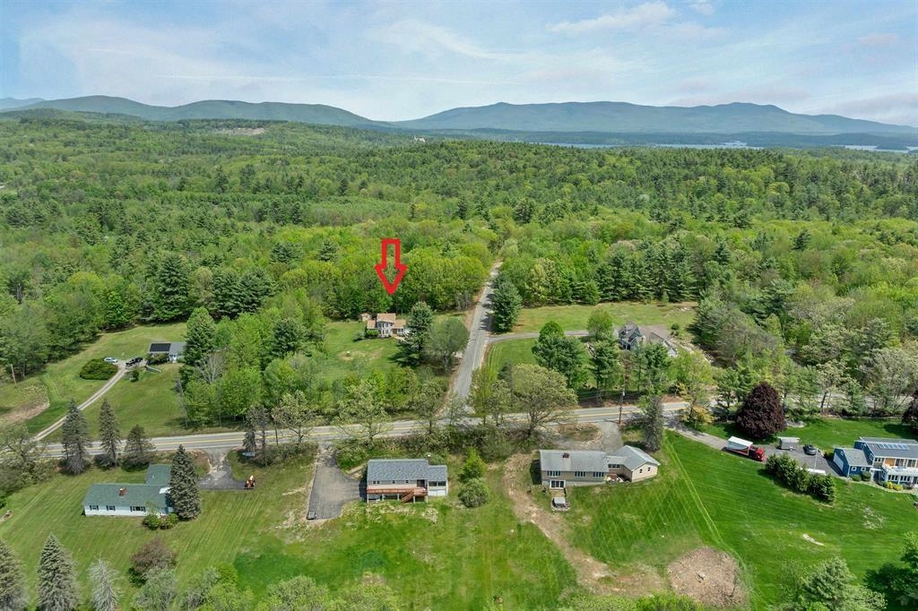 4 Birch Ledge Road Meredith, NH 03253 - Photo 3 of 52