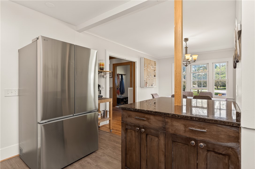 370 Susquehanna Road Brighton, NY 14618 - Photo 8 of 34 Kitchen