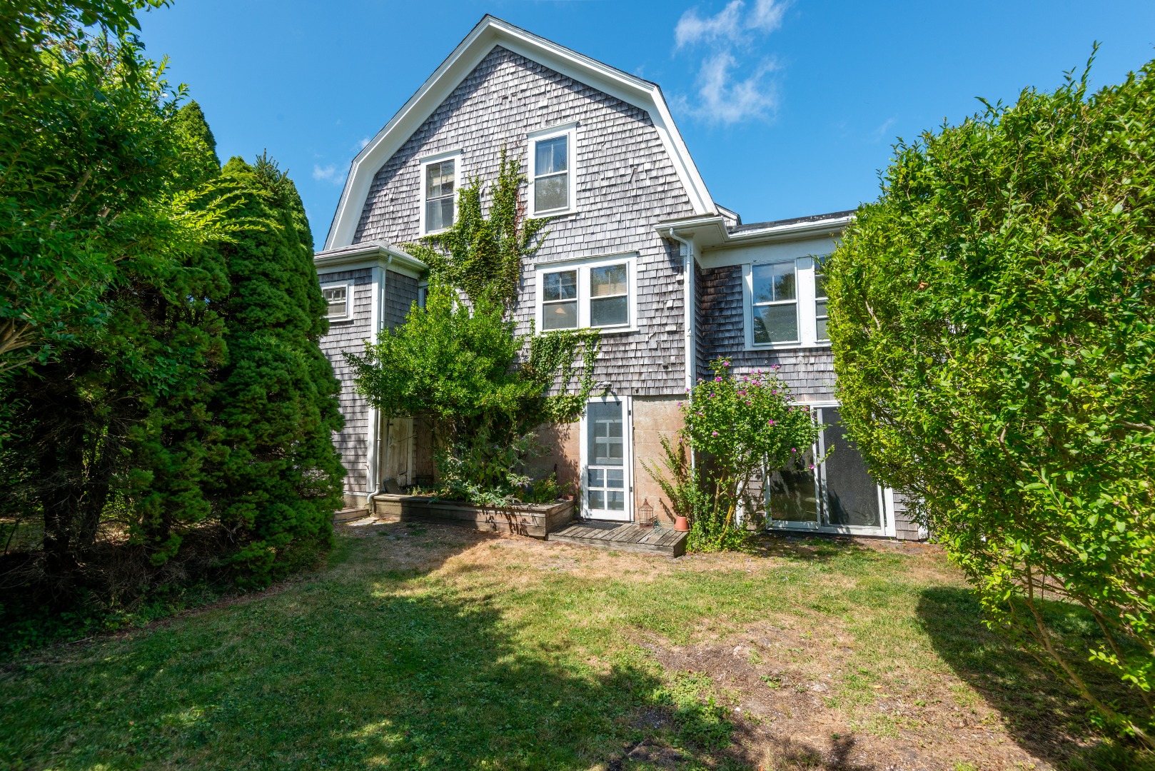 32-a&b West Chester Street Nantucket, MA 02554 - Photo 4 of 47