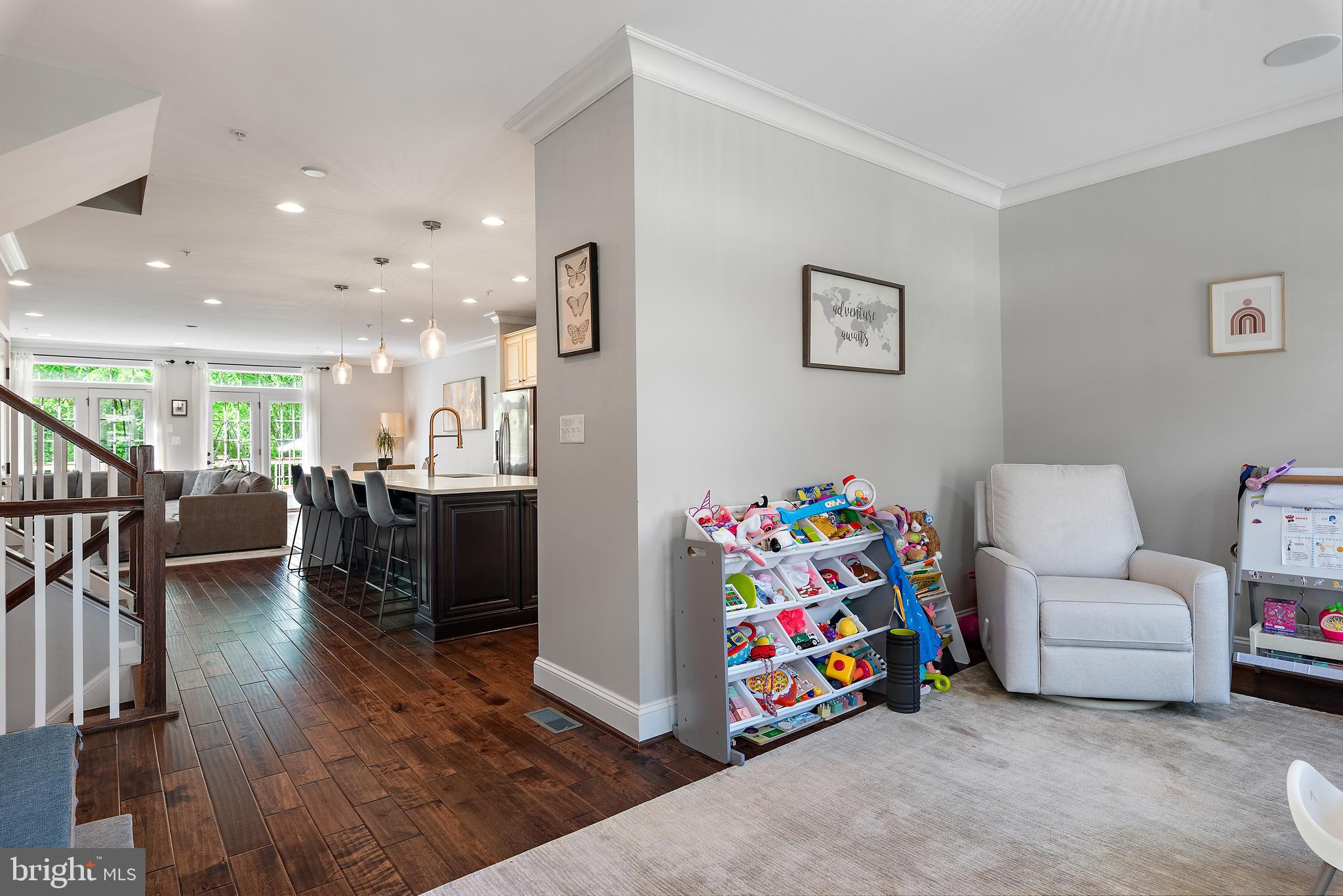138 Merrimack Way Arnold, MD 21012 - Photo 17 of 50 a living room with furniture and a gym equipment