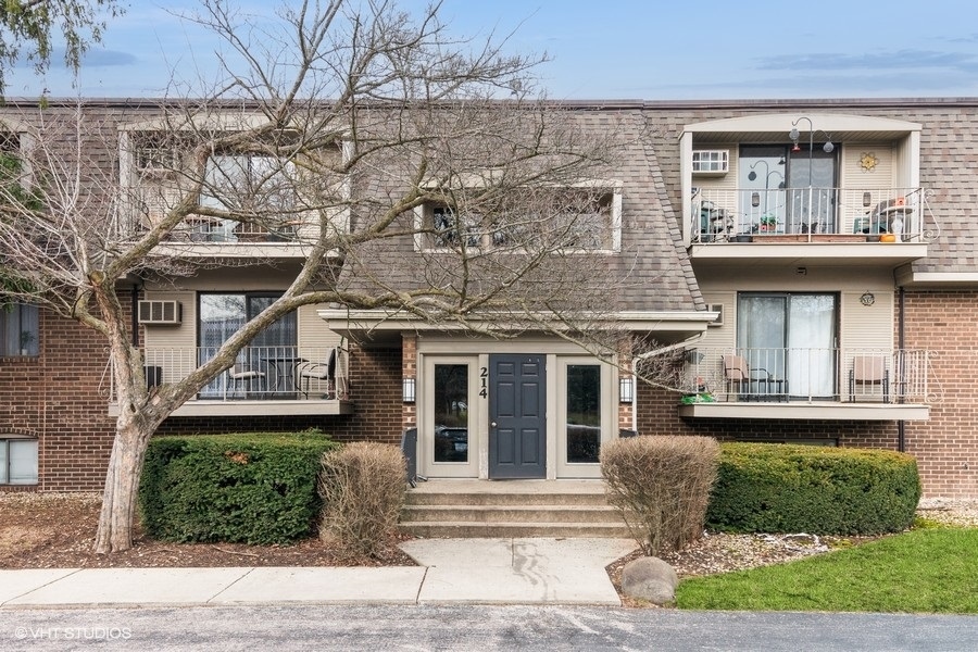 214 East Bailey Road, Unit J Naperville, IL 60565 - Photo 1 of 14 Gallery Image 1