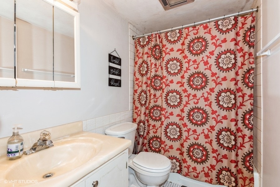 214 East Bailey Road, Unit J Naperville, IL 60565 - Photo 11 of 14 Gallery Image 11