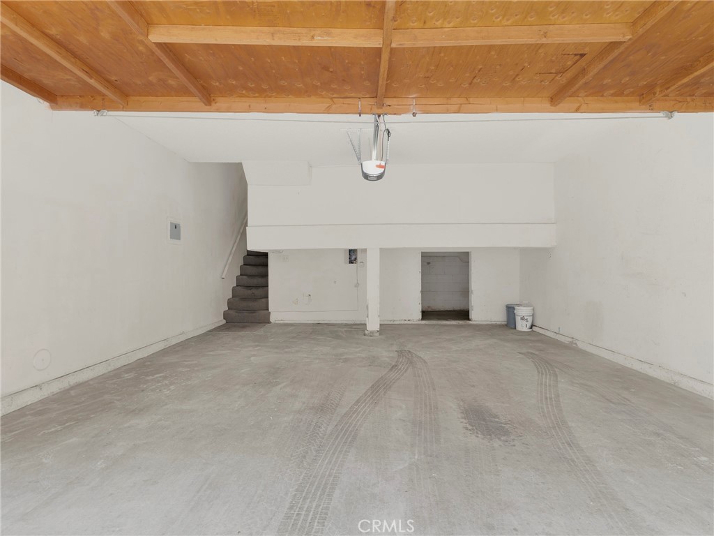 14291 Foothill Boulevard, Unit 9 Sylmar, CA 91342 - Photo 7 of 28
