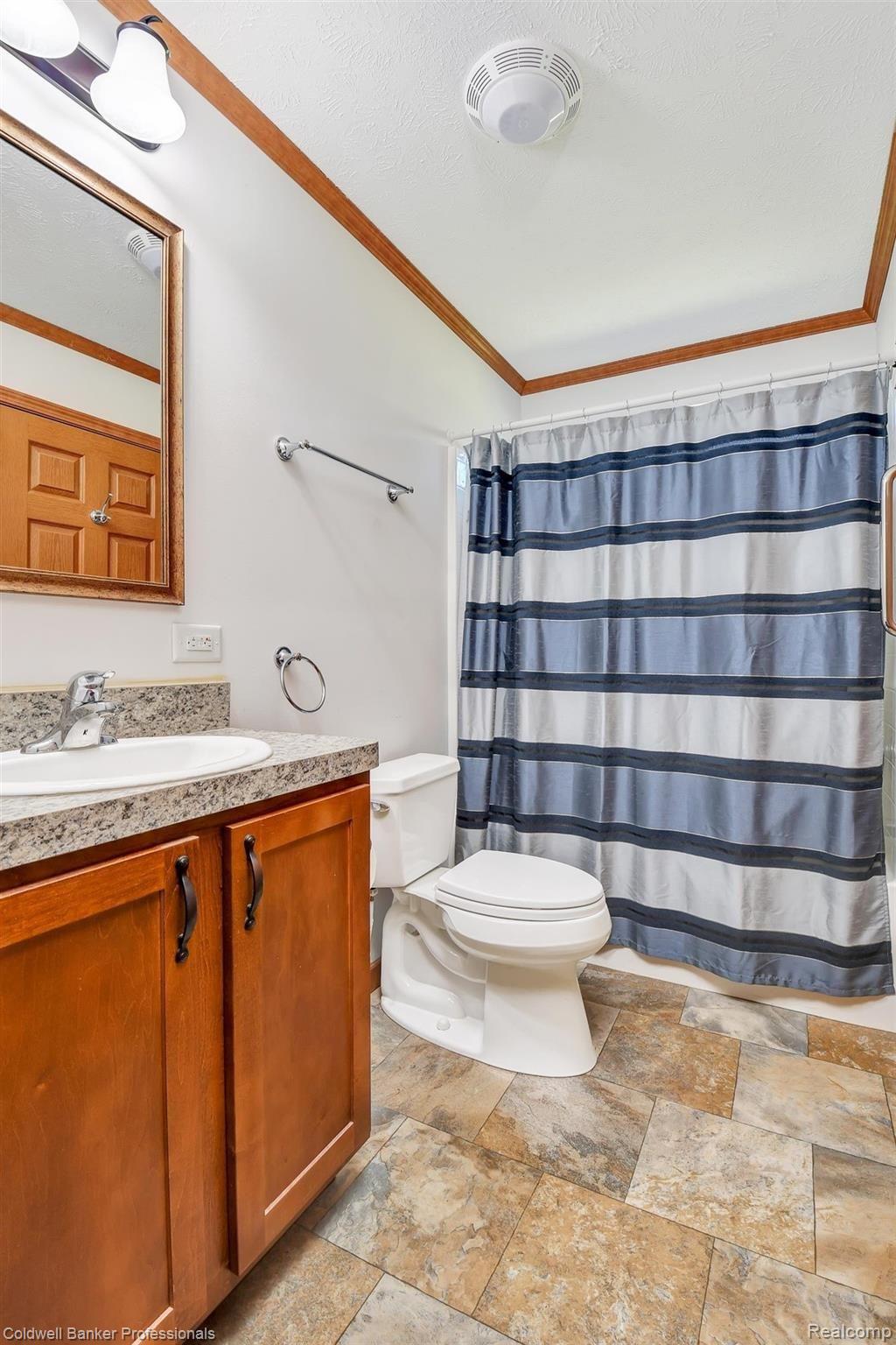 8761 Rich Road Mayville, MI 48744 - Photo 16 of 31 16-DSC_3211.jpg