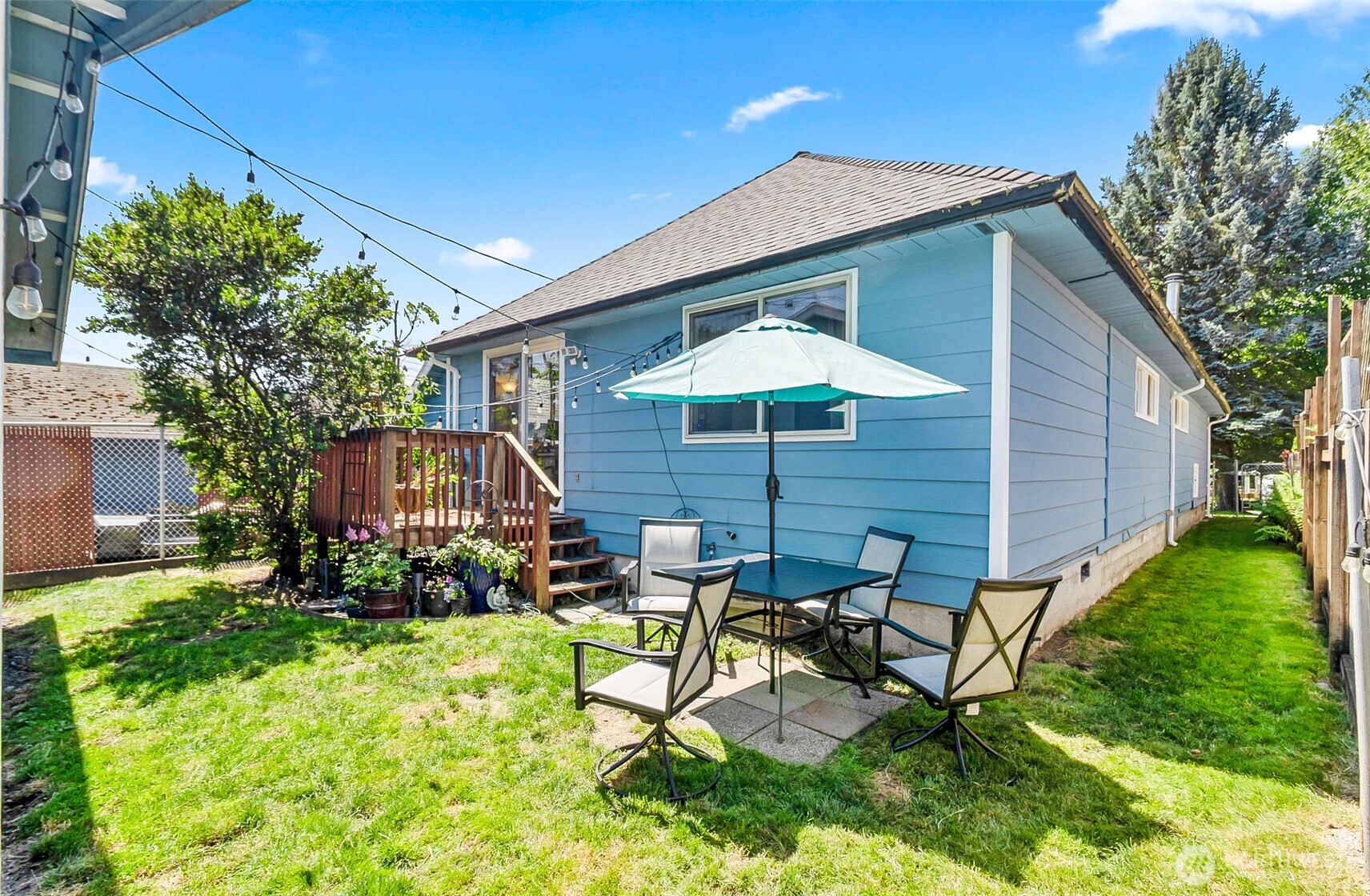 2423 Chestnut Street Everett, WA 98201 - Photo 31 of 40