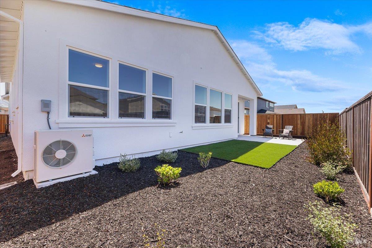 7301 Willowglen Drive Rohnert Park, CA 94928 - Photo 32 of 32 a house view with a backyard space