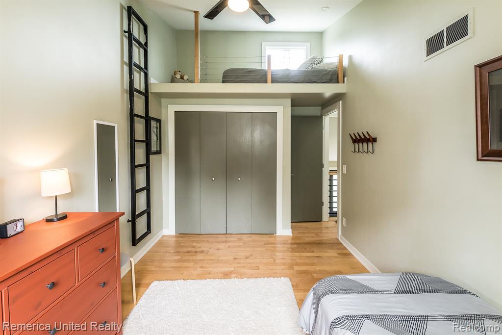 2615 Cedar Lake Road Howell, MI 48843 - Photo 23 of 47