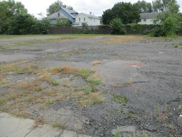 $30,000 | 808-814 Hatch Street, Elmira, NY 14901