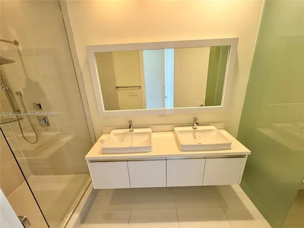 $3,700 | 6415 Northwest 102nd Path, Unit 204, Miami, FL 33178