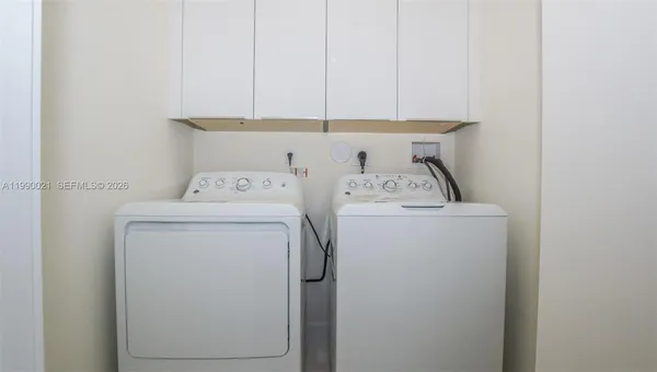 $3,700 | 6415 Northwest 102nd Path, Unit 204, Miami, FL 33178