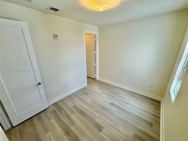$3,700 | 6415 Northwest 102nd Path, Unit 204, Miami, FL 33178