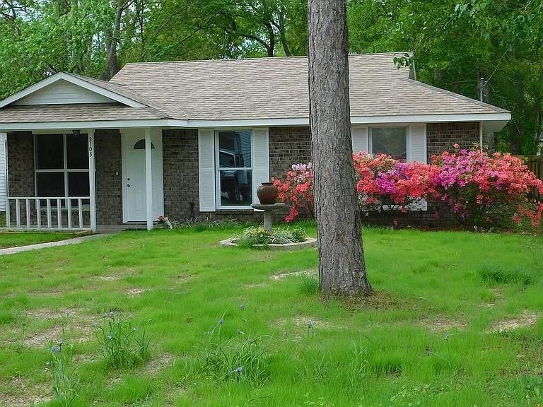 2103 Bluebird Street Slidell, LA 70460 - Photo 1 of 12 Gallery Image 1