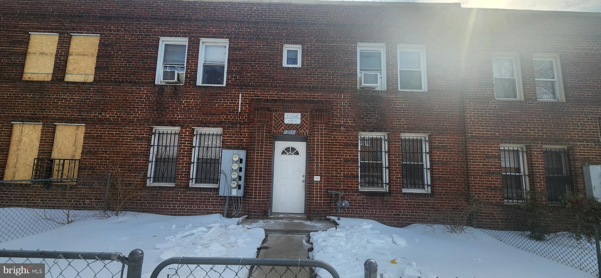 2017 I Street Northeast, Unit 4 Washington, DC 20002 - Photo 26 of 27 a brick building with a large windows