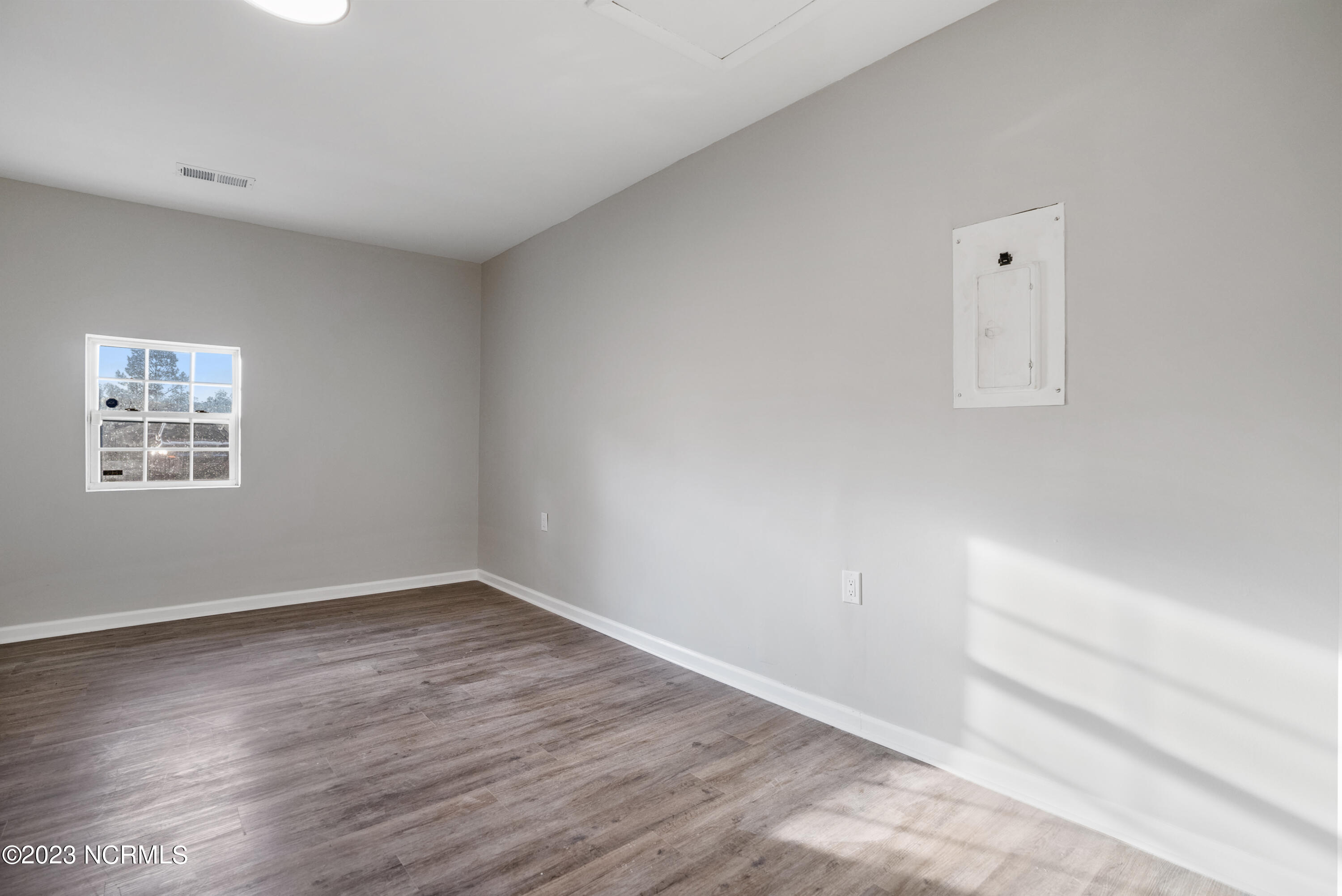 2223 Wingate Road Fayetteville, NC 28304 - Photo 17 of 26 2223wingate-83