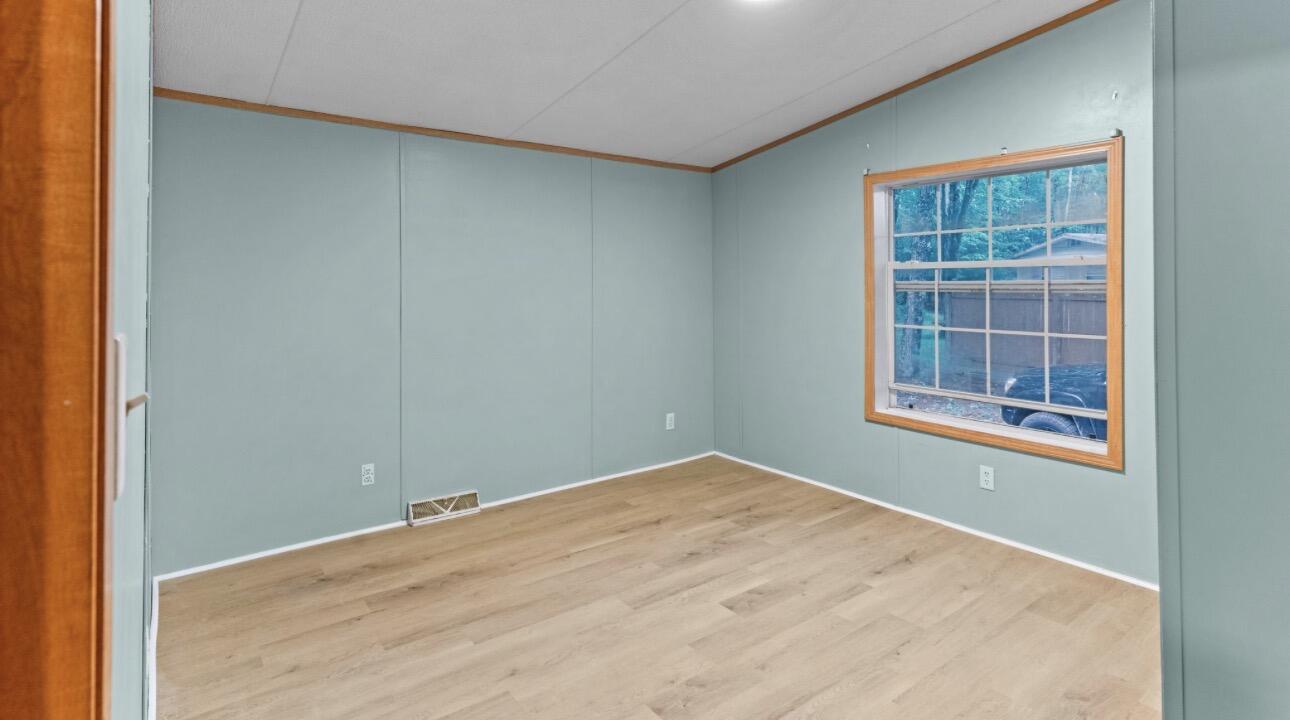177 Yarmouth Road Gray, ME 04039 - Photo 17 of 29