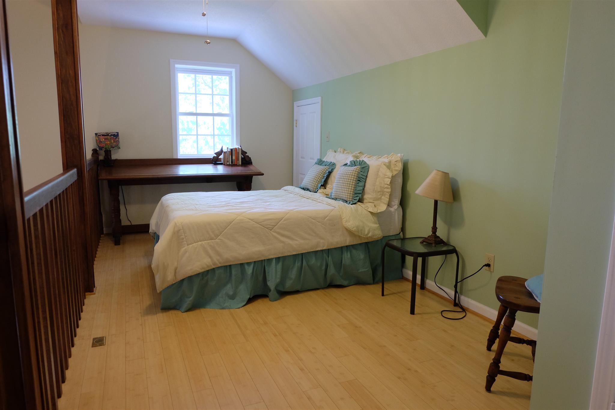 3275 Jackson Point Road Sewanee, TN 37375 - Photo 14 of 20 Loft area