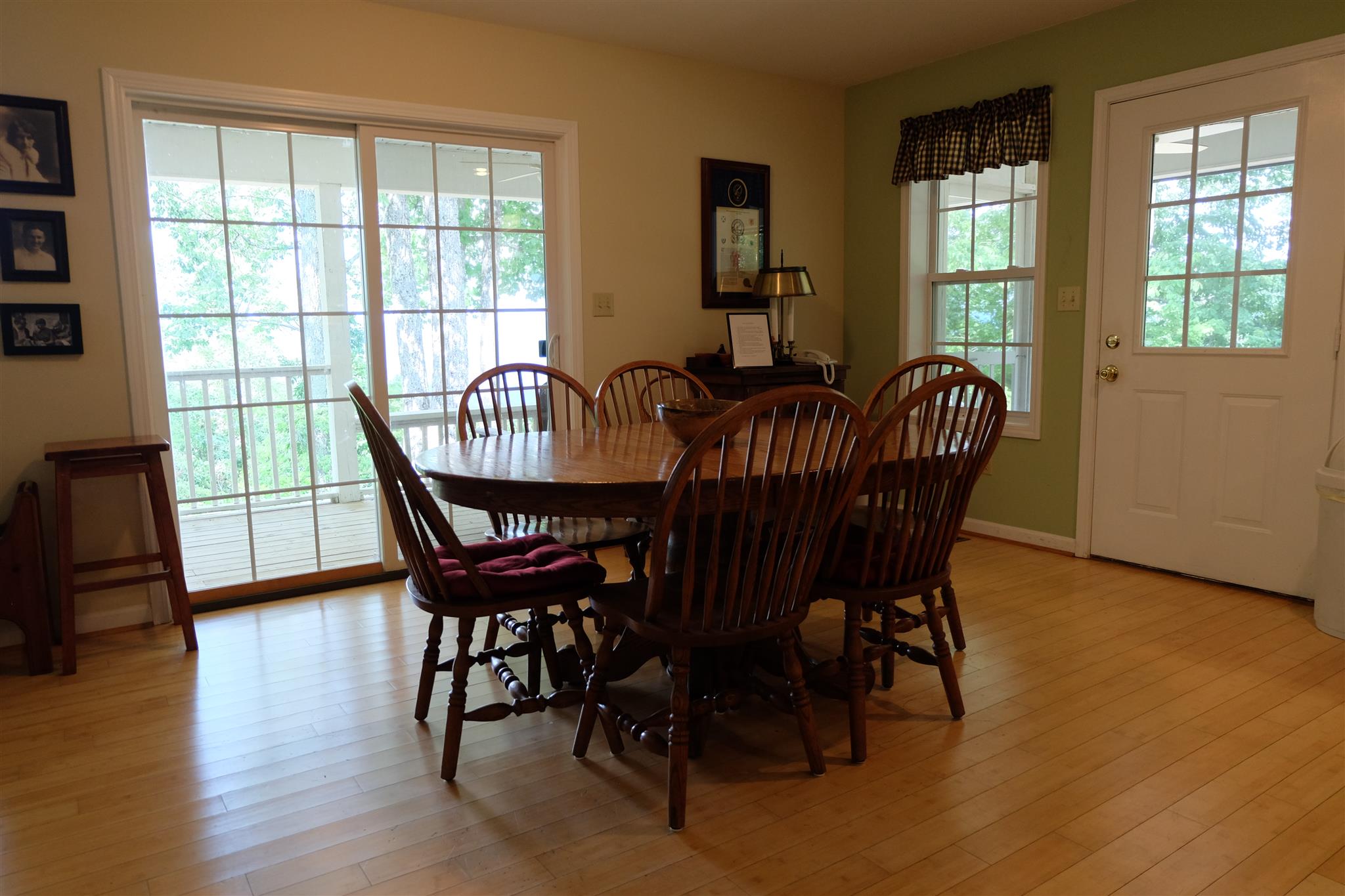 3275 Jackson Point Road Sewanee, TN 37375 - Photo 9 of 20 Dining Area