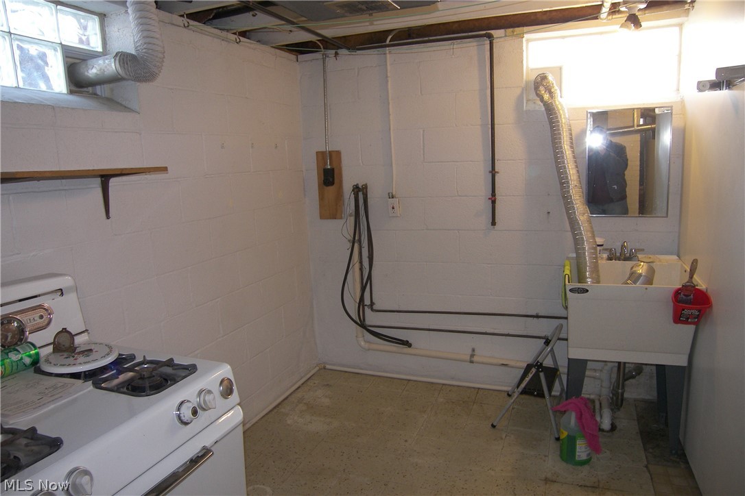 28743 Forest Road Willowick, OH 44095 - Photo 22 of 29 Gallery Image 22