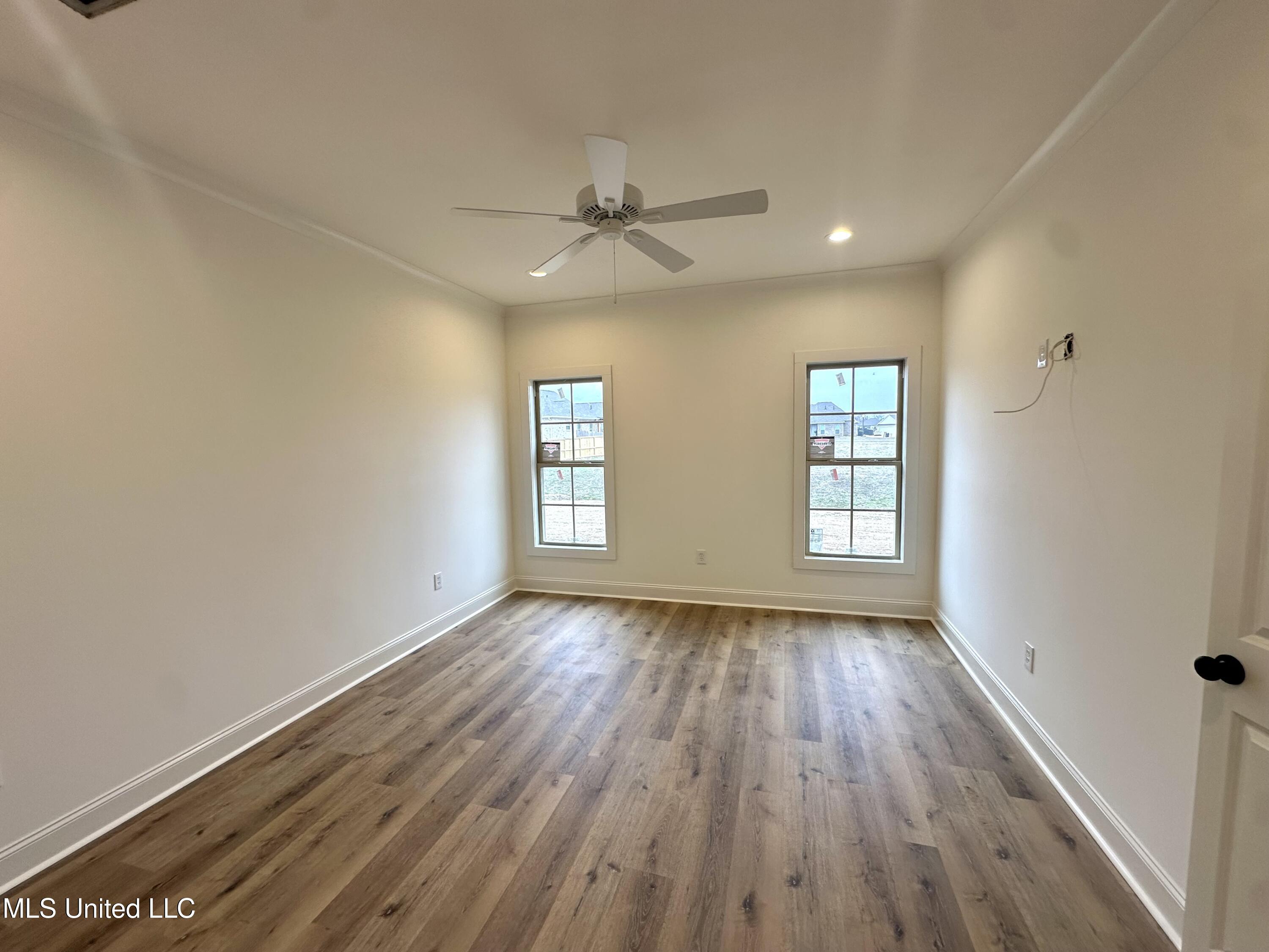 404 Butternut Drive Canton, MS 39046 - Photo 11 of 25 IMG_9633