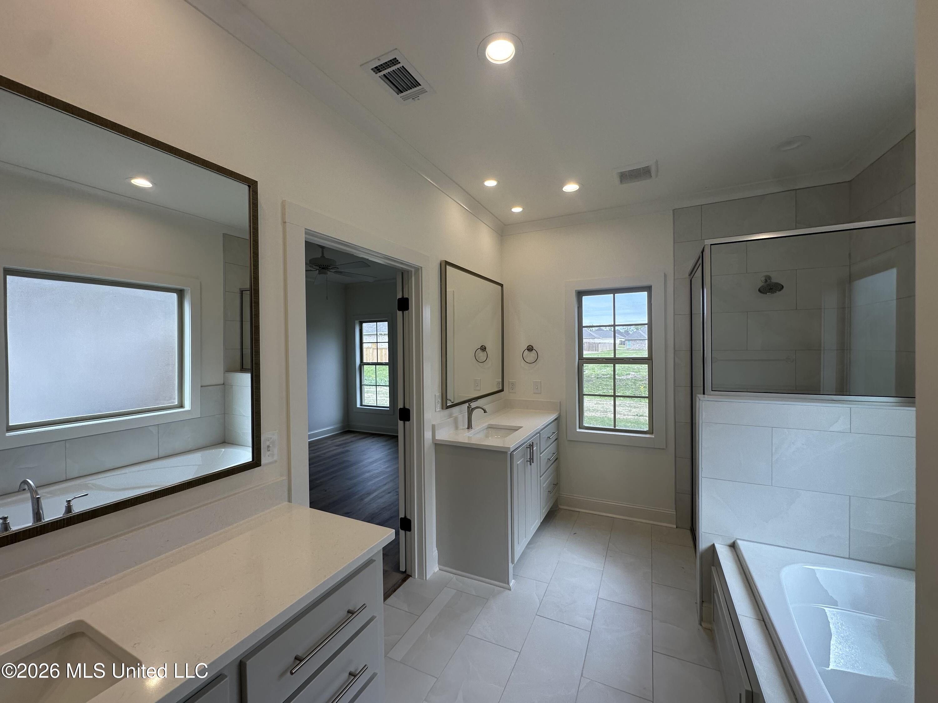 404 Butternut Drive Canton, MS 39046 - Photo 16 of 27 IMG_9984