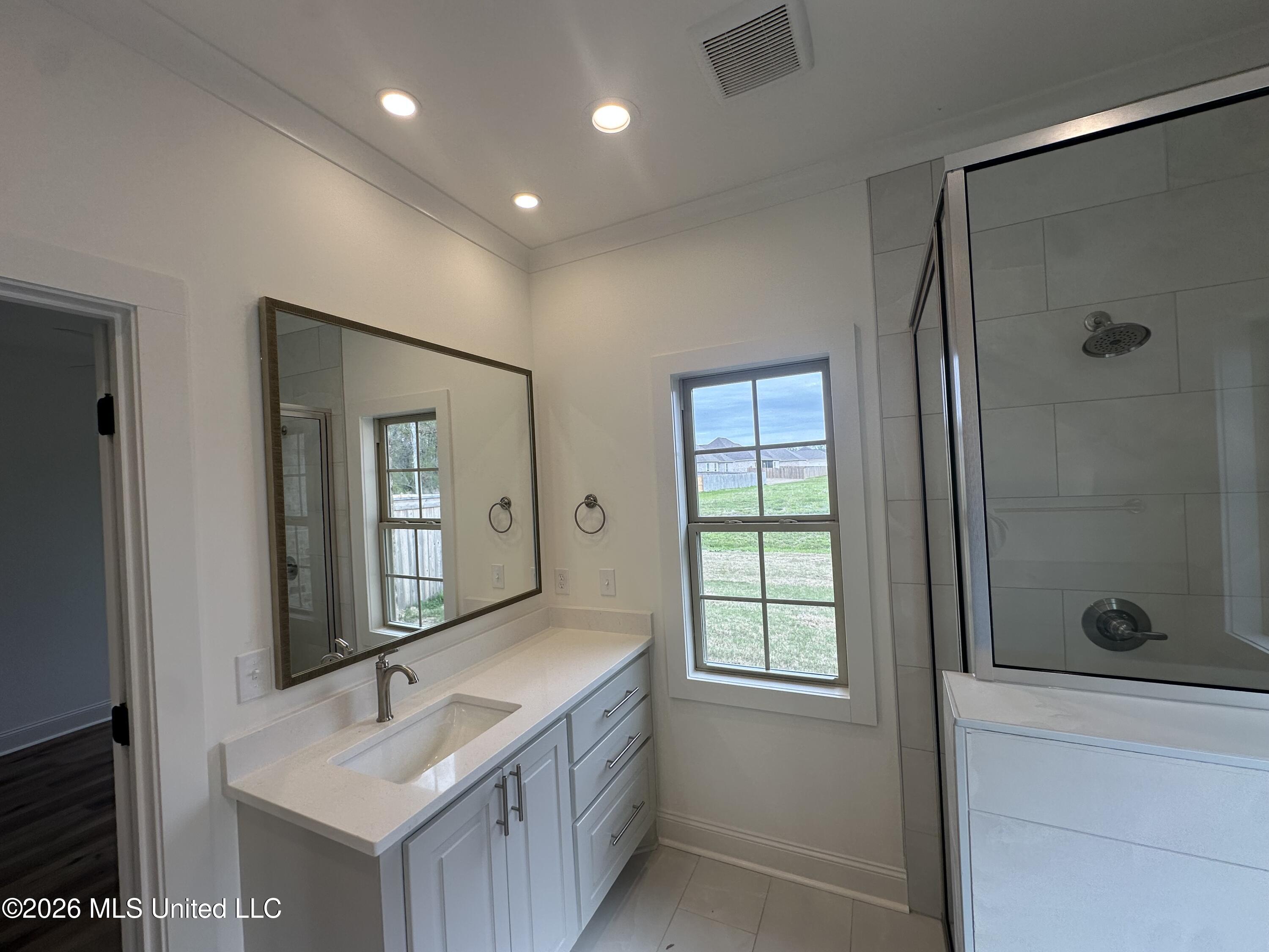 404 Butternut Drive Canton, MS 39046 - Photo 17 of 27 IMG_9985