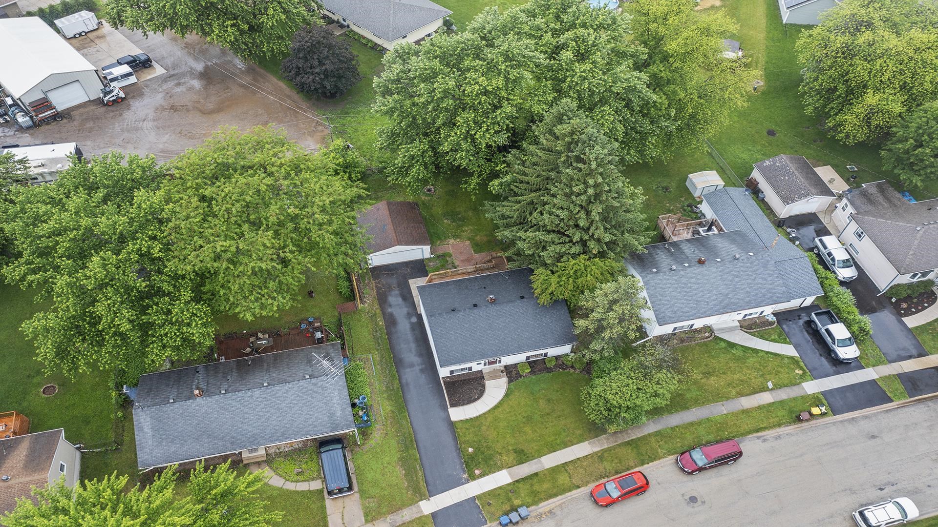 445 Rebecca Road Belvidere, IL 61008 - Photo 33 of 34 an aerial view of a house