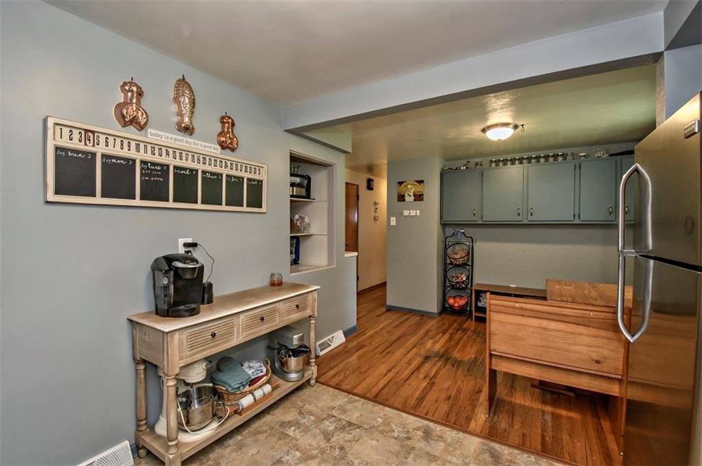 457 Cecil-Henderson Road Canonsburg, PA 15317 - Photo 12 of 24 Gallery Image 12