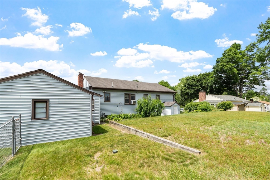 36 Baldwin Hill Road Littleton, MA 01460 - Photo 3 of 29 Gallery Image 3