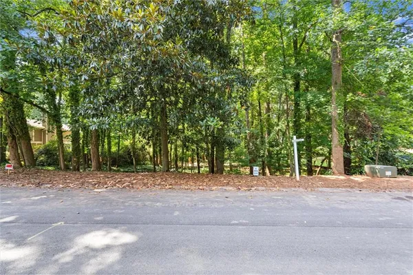 $369,000 | 420 Longleaf Drive, Roswell, GA 30075