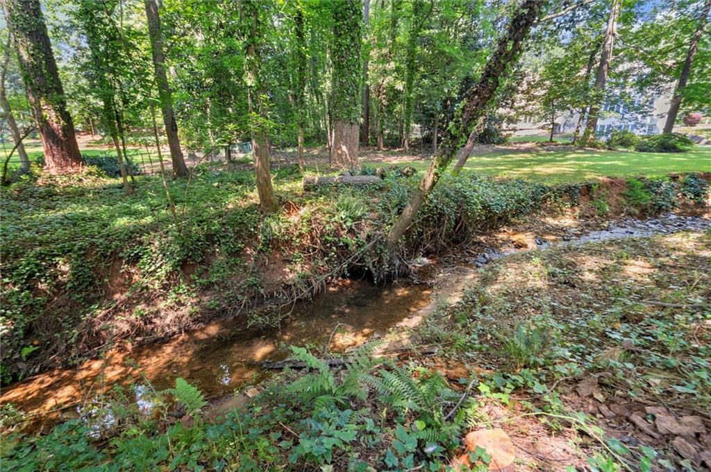 420 Longleaf Drive Roswell, GA 30075 - Photo 5 of 10