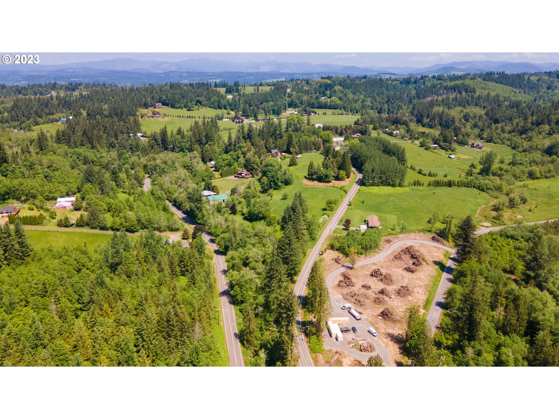745 Southeast Littlepage Road Corbett, OR 97019 - Photo 37 of 39 a view of a city with ocean view
