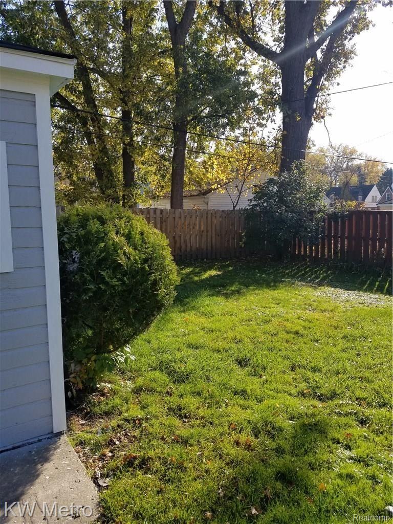 16124 Sunderland Road Detroit, MI 48219 - Photo 58 of 79 20161105_112951.jpg