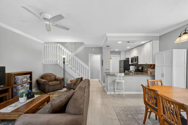 $555,999 | 246 Iris Drive, Jupiter, FL 33458