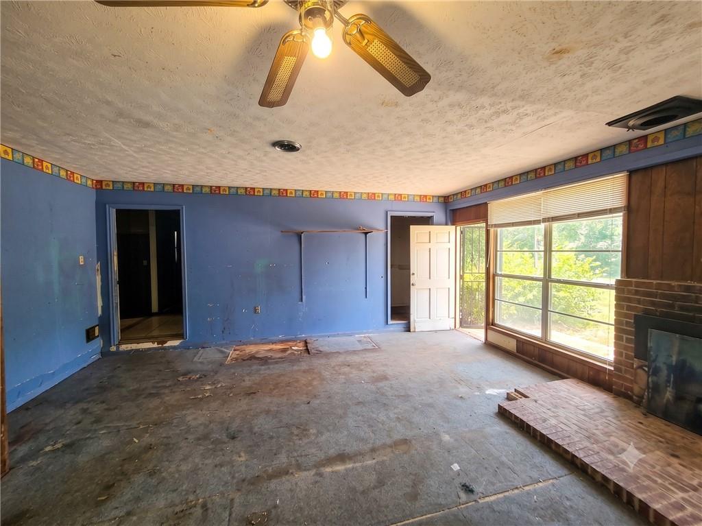 3790 Snapfinger Road Lithonia, GA 30038 - Photo 3 of 20