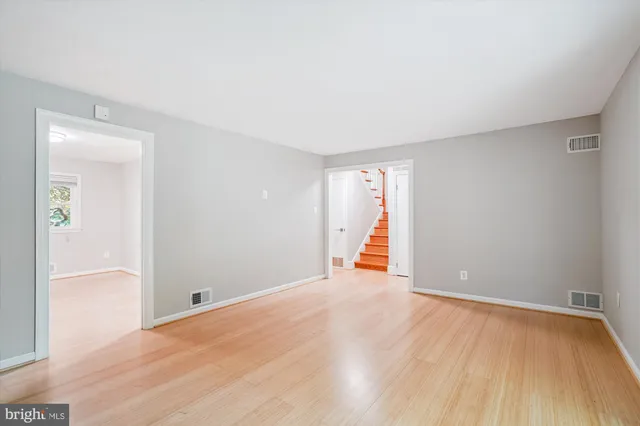 a view of a storage & utility room with washer and dryer