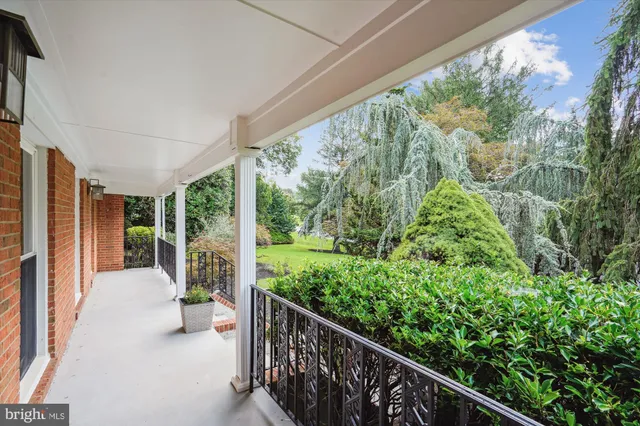 $1,399,000 | 13601 Valley Drive, Rockville, MD 20850