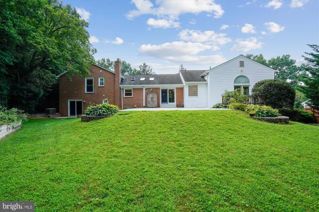 $1,399,000 | 13601 Valley Drive, Rockville, MD 20850