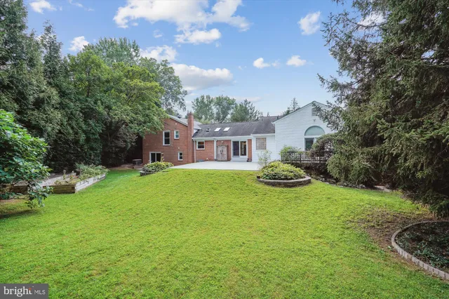 $1,399,000 | 13601 Valley Drive, Rockville, MD 20850