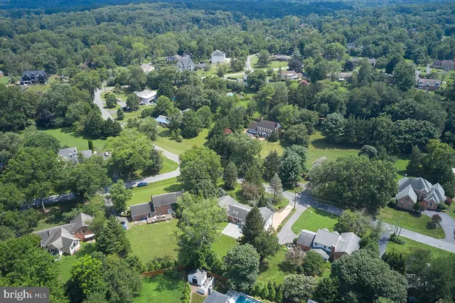 $1,399,000 | 13601 Valley Drive, Rockville, MD 20850