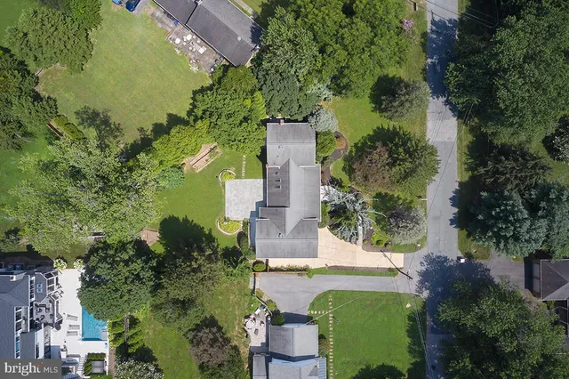 $1,399,000 | 13601 Valley Drive, Rockville, MD 20850