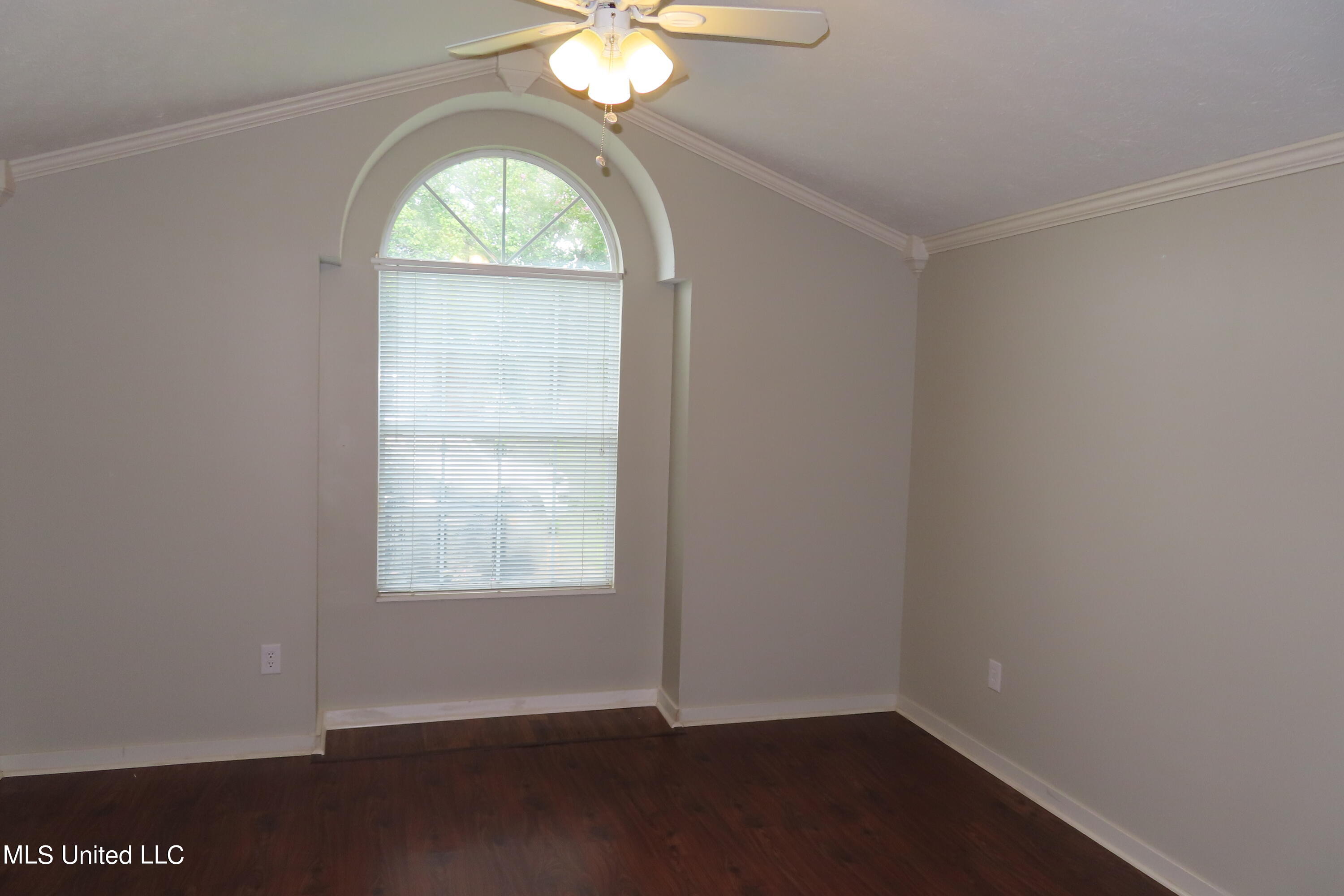 206 Waterfall Way Clinton, MS 39056 - Photo 6 of 17 IMG_3452