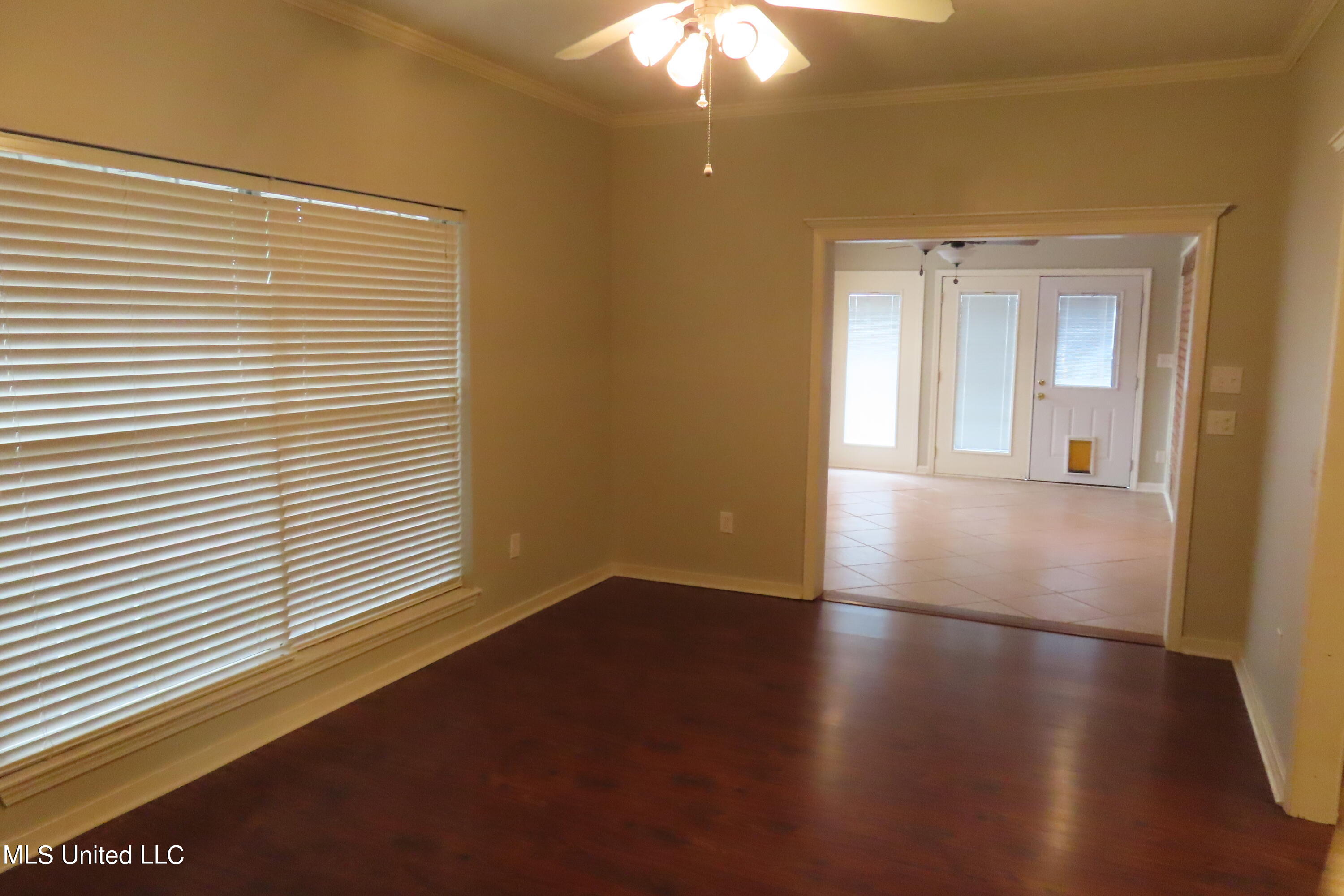 206 Waterfall Way Clinton, MS 39056 - Photo 10 of 17 IMG_3457