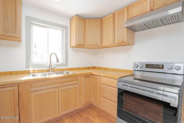 $299,900 | 3164 County Rte 30, Hebron, NY 12865